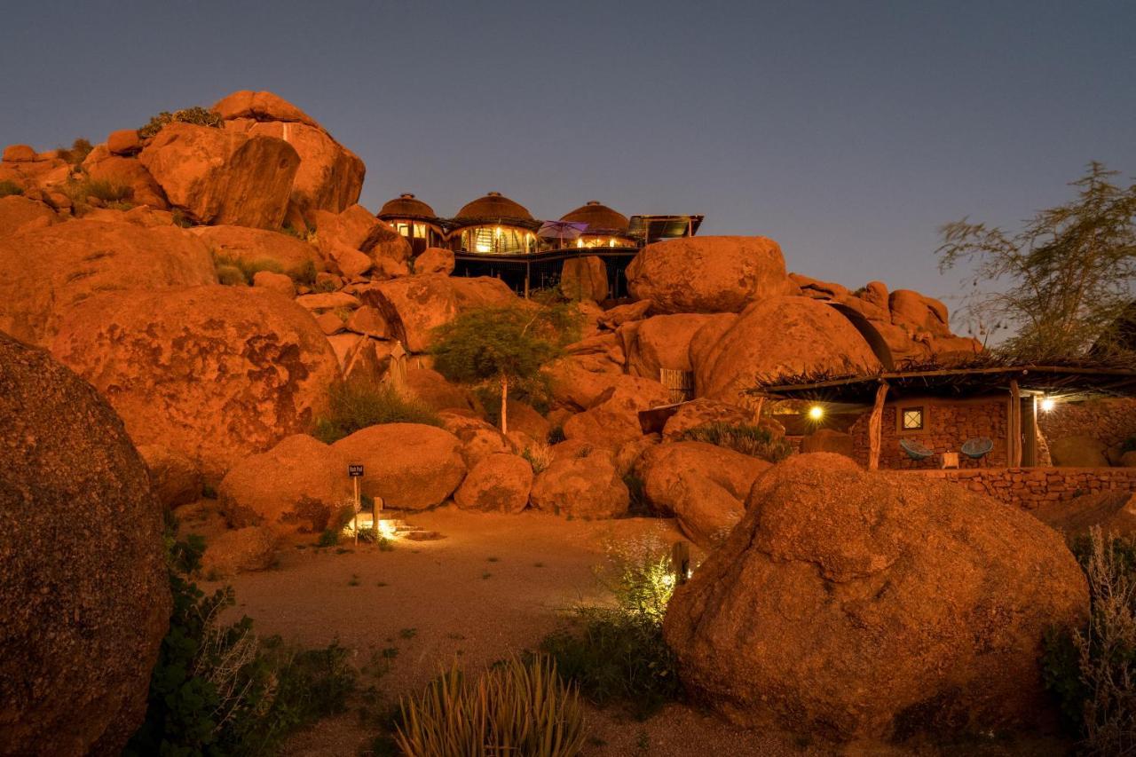 Camp Kipwe Otel Twyfelfontein Dış mekan fotoğraf