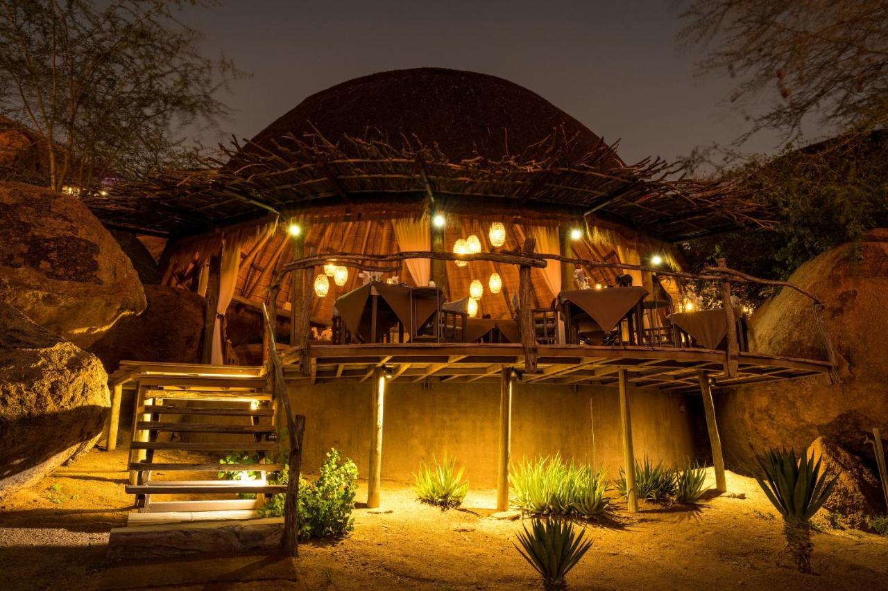 Camp Kipwe Otel Twyfelfontein Dış mekan fotoğraf